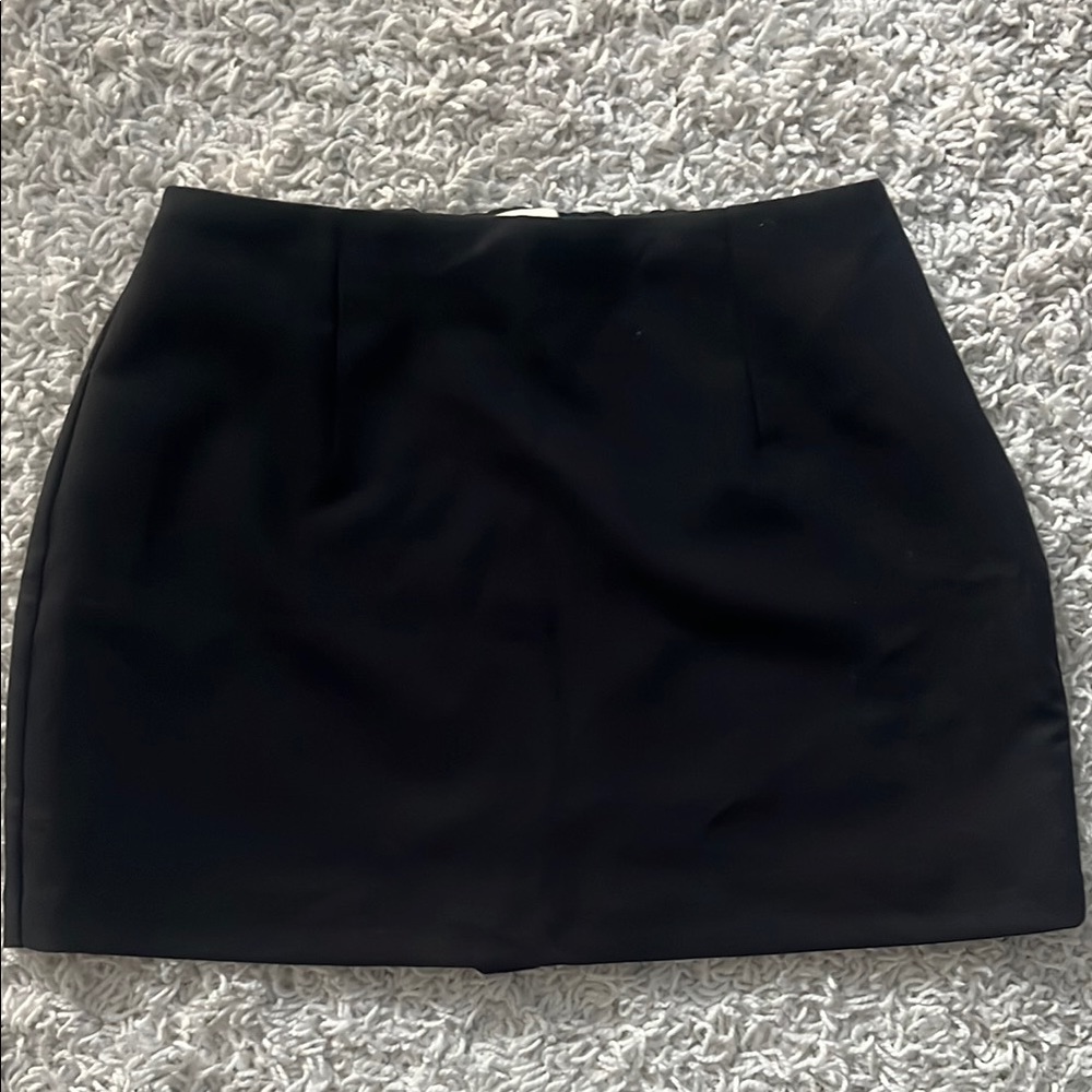 Abercrombie & Fitch Black Scarlett Mid Rise Mini Skort